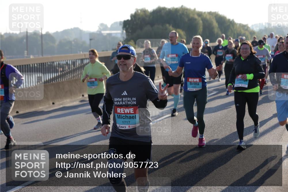 03.10.2025 - Köhlbrandbrückenlauf Jannik Wohlers http://msf.ph/oto/9057723 03.10.2025 09:21:23 Position 3 1717, 1991, 37, 2055 meine-sportfotos.de