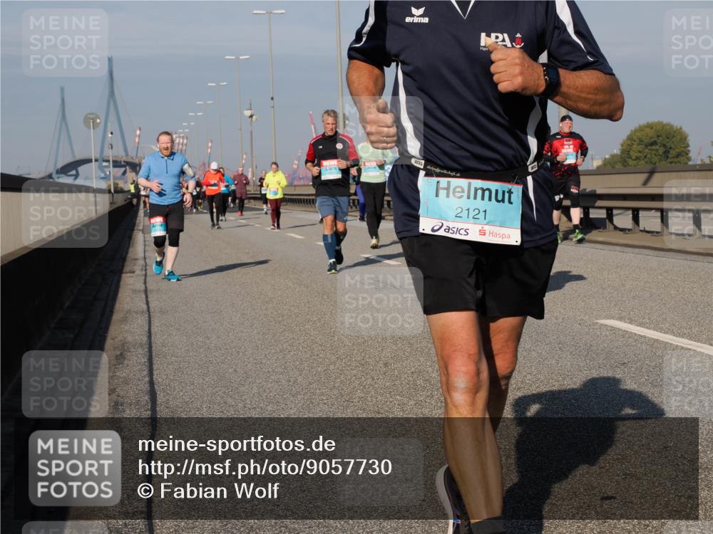 03.10.2025 - Köhlbrandbrückenlauf Fabian Wolf http://msf.ph/oto/9057730 03.10.2025 10:04:03 Position 3 3, 2121 meine-sportfotos.de
