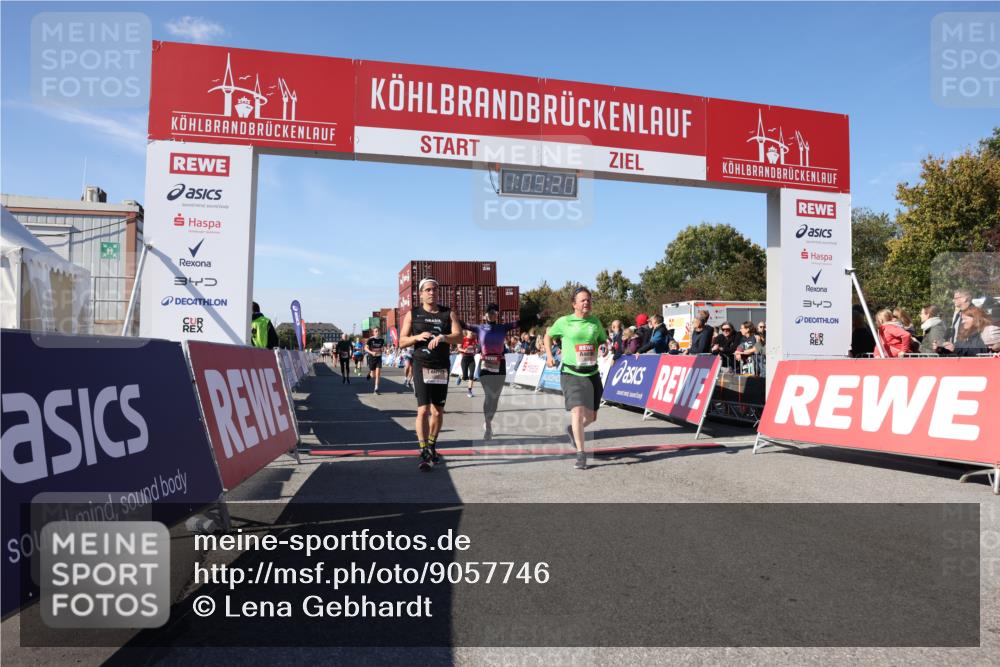 03.10.2025 - Köhlbrandbrückenlauf Lena Gebhardt http://msf.ph/oto/9057746 03.10.2025 13:09:20 Ziel 4129, 4134, 4212, 4334, 4377, 4486, 4681, 4901, 5061, 5352, 5740, 6037, 6062, 6349, 6562, 6661, 6743 meine-sportfotos.de