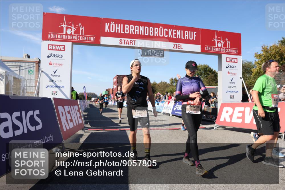 03.10.2025 - Köhlbrandbrückenlauf Lena Gebhardt http://msf.ph/oto/9057805 03.10.2025 13:09:23 Ziel 4129, 4134, 4212, 4334, 4377, 4681, 5061, 5352, 5740, 6037, 6062, 6349, 6661, 6743 meine-sportfotos.de