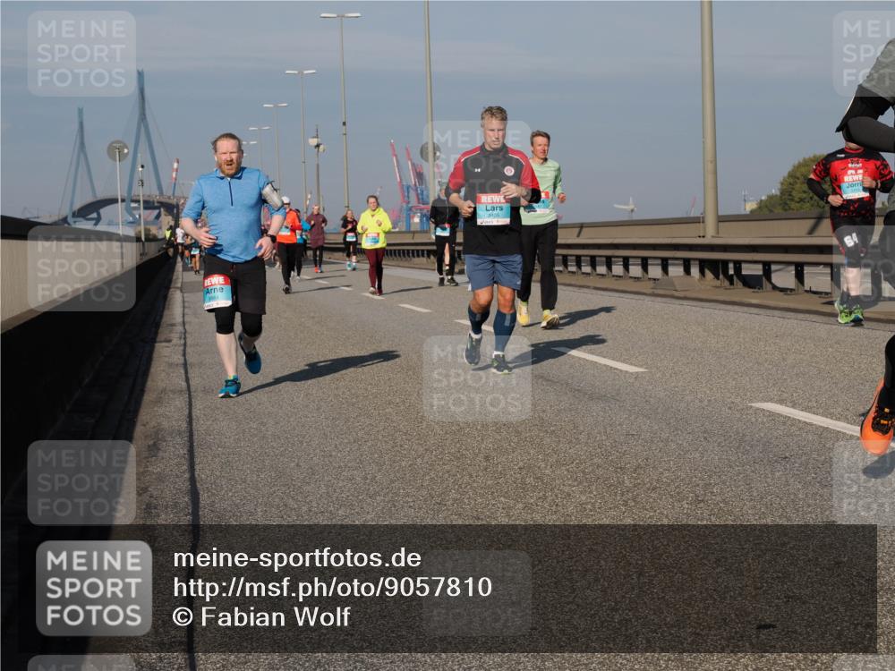 03.10.2025 - Köhlbrandbrückenlauf Fabian Wolf http://msf.ph/oto/9057810 03.10.2025 10:04:05 Position 3 1664, 3405 meine-sportfotos.de