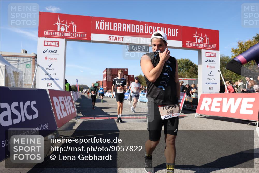 03.10.2025 - Köhlbrandbrückenlauf Lena Gebhardt http://msf.ph/oto/9057822 03.10.2025 13:09:24 Ziel 4129, 4134, 4212, 4334, 4681, 5061, 5352, 5740, 6037, 6062, 6349, 6661, 6743 meine-sportfotos.de