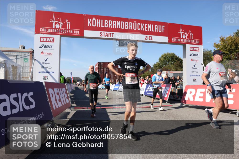 03.10.2025 - Köhlbrandbrückenlauf Lena Gebhardt http://msf.ph/oto/9057854 03.10.2025 13:09:26 Ziel 4129, 4134, 4212, 4298, 4334, 4681, 5061, 5352, 6037, 6062, 6349, 6481, 6661, 6667, 6743 meine-sportfotos.de