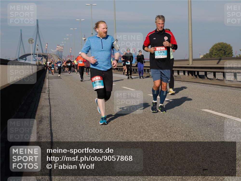 03.10.2025 - Köhlbrandbrückenlauf Fabian Wolf http://msf.ph/oto/9057868 03.10.2025 10:04:06 Position 3 1664, 3405 meine-sportfotos.de