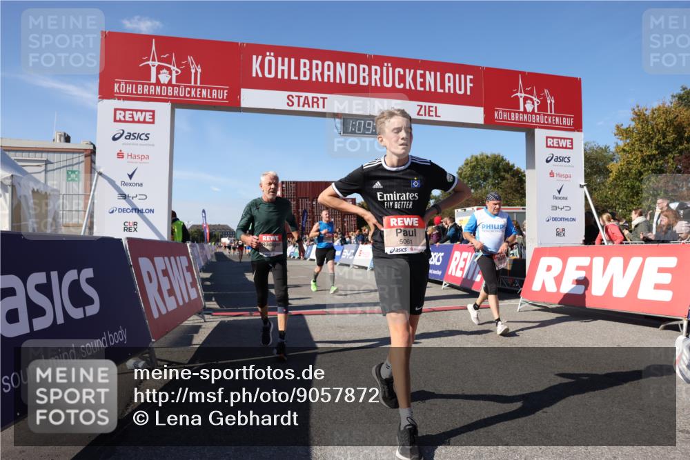 03.10.2025 - Köhlbrandbrückenlauf Lena Gebhardt http://msf.ph/oto/9057872 03.10.2025 13:09:27 Ziel 4129, 4134, 4212, 4298, 4681, 5061, 5352, 6062, 6349, 6481, 6661, 6667, 6743 meine-sportfotos.de