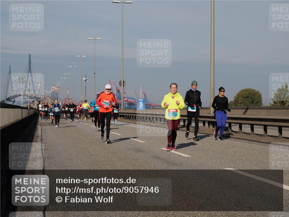 03.10.2025 - Köhlbrandbrückenlauf Fabian Wolf http://msf.ph/oto/9057946 03.10.2025 10:04:11 Position 3 3 meine-sportfotos.de
