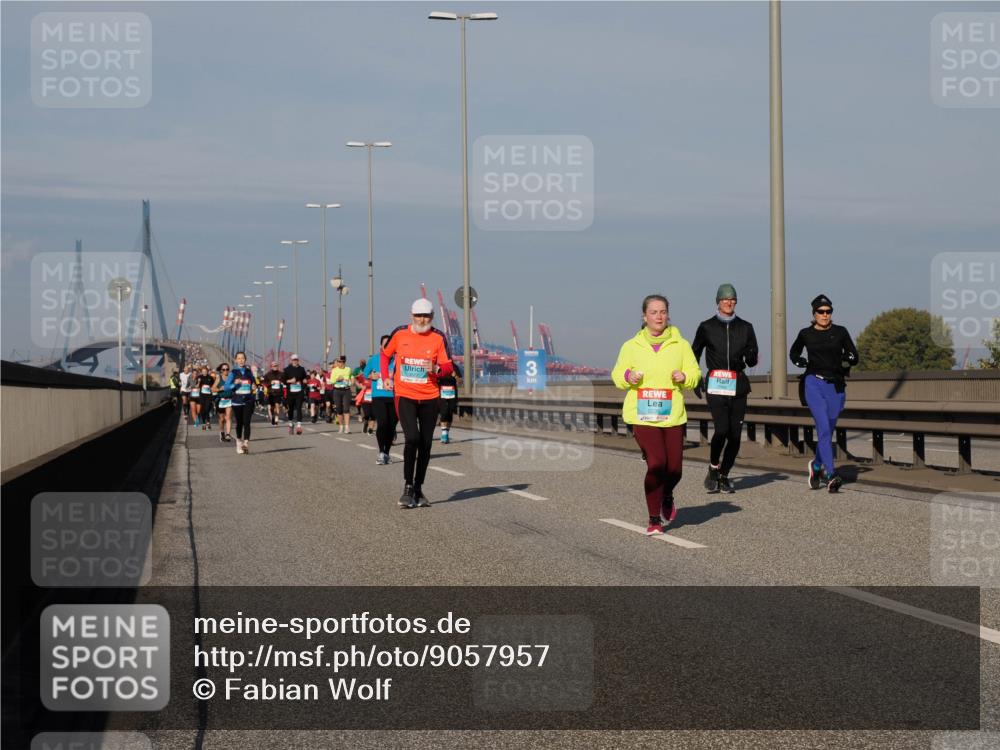 03.10.2025 - Köhlbrandbrückenlauf Fabian Wolf http://msf.ph/oto/9057957 03.10.2025 10:04:11 Position 3  meine-sportfotos.de