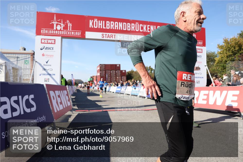 03.10.2025 - Köhlbrandbrückenlauf Lena Gebhardt http://msf.ph/oto/9057969 03.10.2025 13:09:29 Ziel 4129, 4134, 4212, 4298, 4358, 4365, 4681, 5061, 5352, 5803, 5813, 6062, 6349, 6438, 6481, 6661, 6667, 6743 meine-sportfotos.de