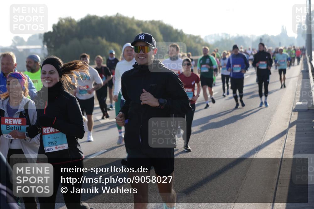 03.10.2025 - Köhlbrandbrückenlauf Jannik Wohlers http://msf.ph/oto/9058027 03.10.2025 09:21:30 Position 3 3792 meine-sportfotos.de