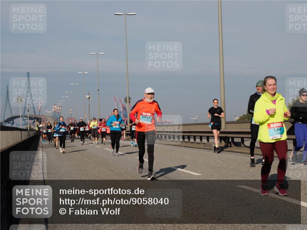 03.10.2025 - Köhlbrandbrückenlauf Fabian Wolf http://msf.ph/oto/9058040 03.10.2025 10:04:13 Position 3 3577, 2235 meine-sportfotos.de
