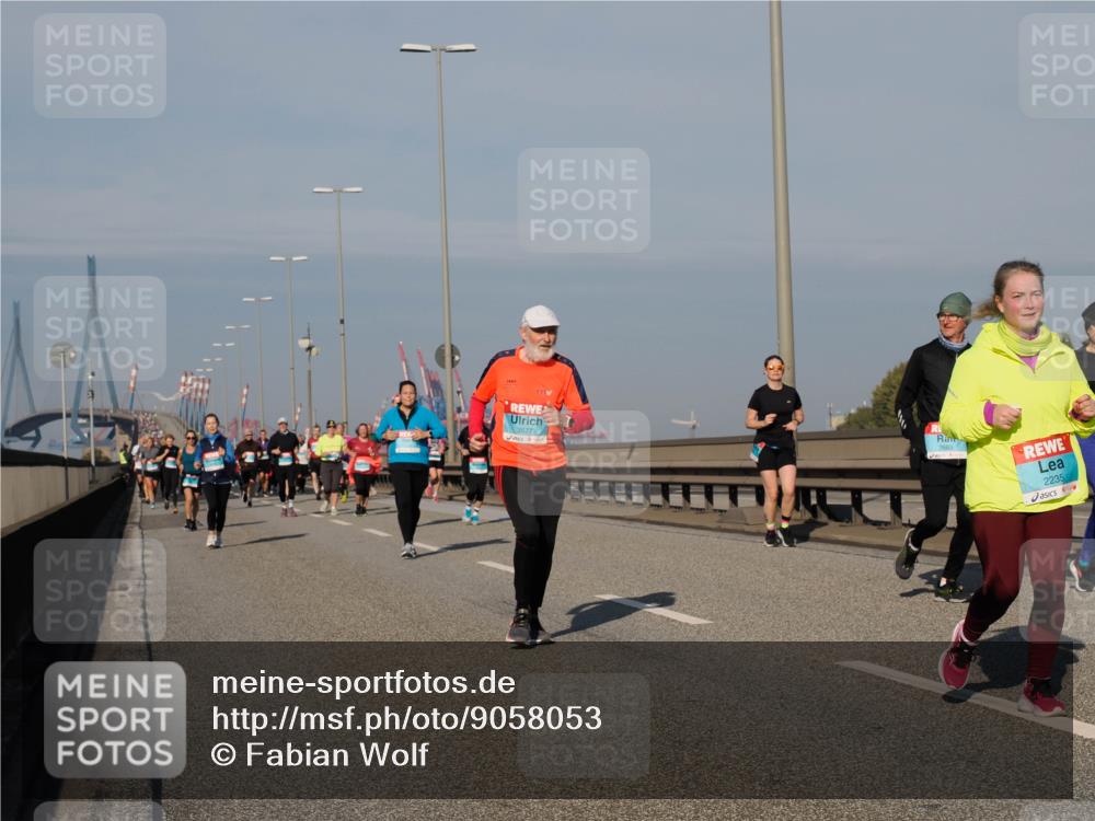03.10.2025 - Köhlbrandbrückenlauf Fabian Wolf http://msf.ph/oto/9058053 03.10.2025 10:04:14 Position 3 3577, 2235 meine-sportfotos.de