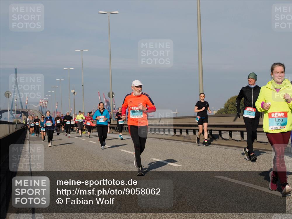 03.10.2025 - Köhlbrandbrückenlauf Fabian Wolf http://msf.ph/oto/9058062 03.10.2025 10:04:14 Position 3 3577, 2235 meine-sportfotos.de