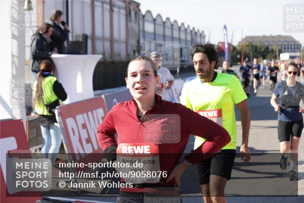 03.10.2025 - Köhlbrandbrückenlauf Jannik Wohlers http://msf.ph/oto/9058076 03.10.2025 13:11:45 Ziel 4158, 4178, 4353, 4354, 4469, 4538, 4568, 4617, 4736, 4777, 4782, 4799, 4845, 5097, 5866, 5869, 5937, 6033, 6048, 6049, 6217, 6218, 6517, 6622, 6689 meine-sportfotos.de