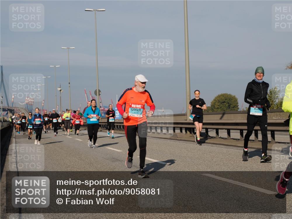 03.10.2025 - Köhlbrandbrückenlauf Fabian Wolf http://msf.ph/oto/9058081 03.10.2025 10:04:14 Position 3 3577, 2683 meine-sportfotos.de