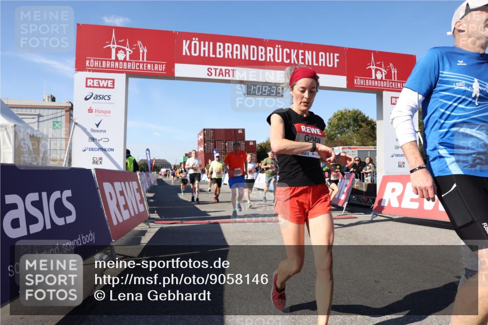 03.10.2025 - Köhlbrandbrückenlauf Lena Gebhardt http://msf.ph/oto/9058146 03.10.2025 13:09:35 Ziel 4134, 4212, 4262, 4298, 4358, 4365, 4614, 5352, 5803, 5813, 5907, 6379, 6438, 6481, 6667, 6803 meine-sportfotos.de
