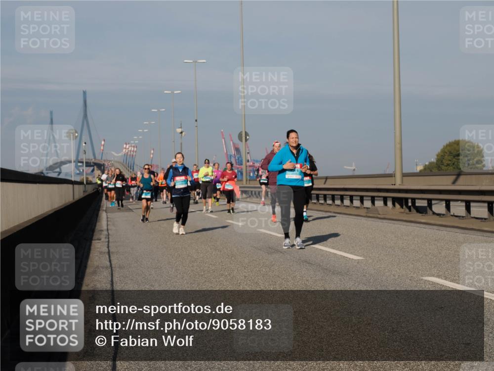 03.10.2025 - Köhlbrandbrückenlauf Fabian Wolf http://msf.ph/oto/9058183 03.10.2025 10:04:17 Position 3  meine-sportfotos.de