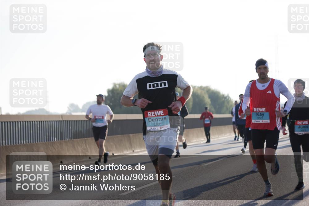 03.10.2025 - Köhlbrandbrückenlauf Jannik Wohlers http://msf.ph/oto/9058185 03.10.2025 09:13:56 Position 3 2880, 3527 meine-sportfotos.de