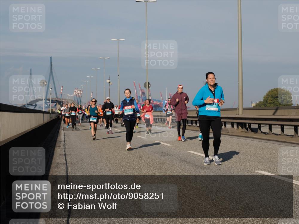 03.10.2025 - Köhlbrandbrückenlauf Fabian Wolf http://msf.ph/oto/9058251 03.10.2025 10:04:18 Position 3 2315 meine-sportfotos.de