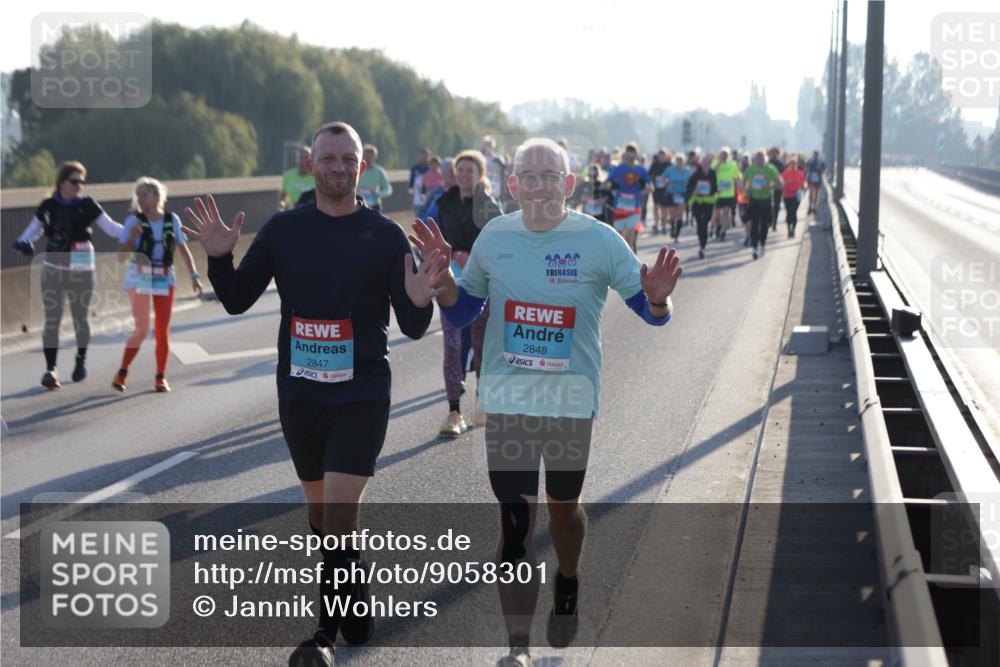 03.10.2025 - Köhlbrandbrückenlauf Jannik Wohlers http://msf.ph/oto/9058301 03.10.2025 09:21:39 Position 3 2847, 2848 meine-sportfotos.de