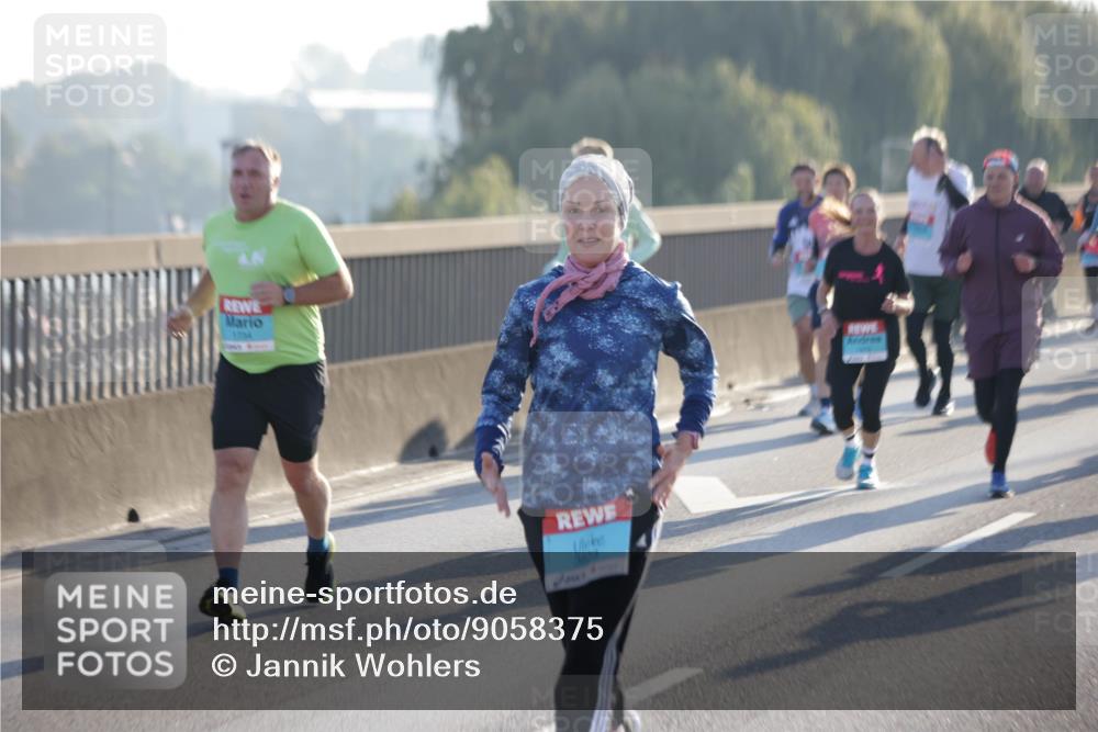 03.10.2025 - Köhlbrandbrückenlauf Jannik Wohlers http://msf.ph/oto/9058375 03.10.2025 09:21:44 Position 3  meine-sportfotos.de