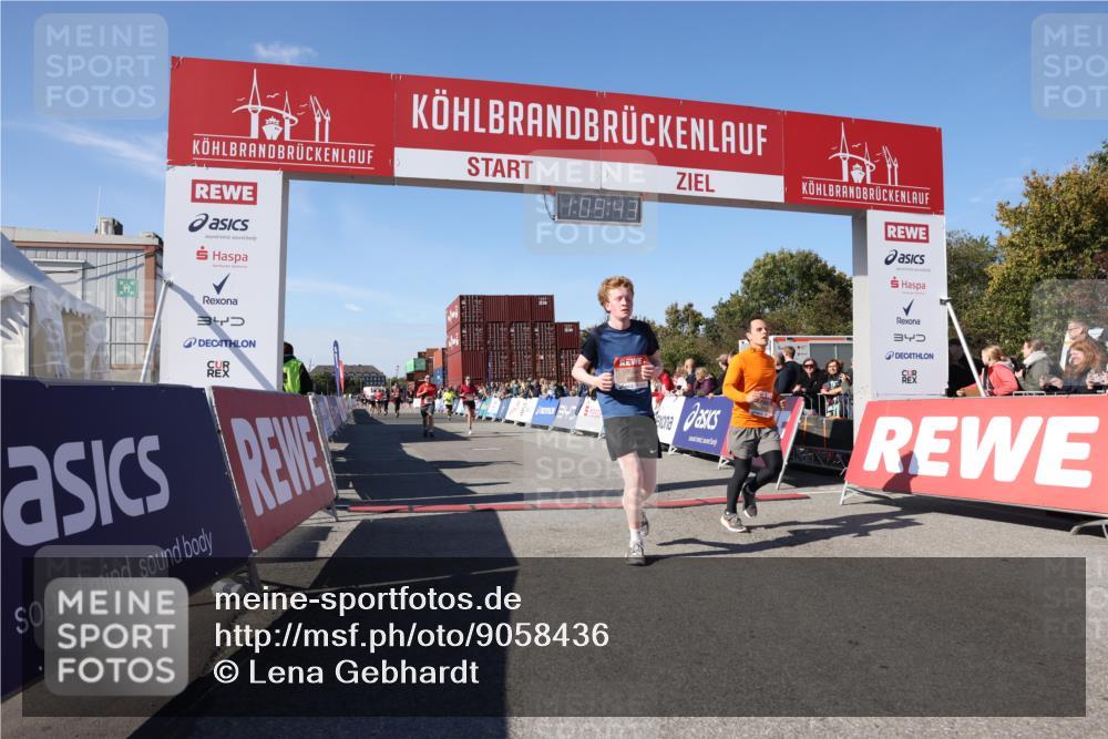 03.10.2025 - Köhlbrandbrückenlauf Lena Gebhardt http://msf.ph/oto/9058436 03.10.2025 13:09:43 Ziel 4262, 4358, 4365, 4502, 4614, 5803, 5813, 5907, 6308, 6379, 6438, 6659, 6803 meine-sportfotos.de