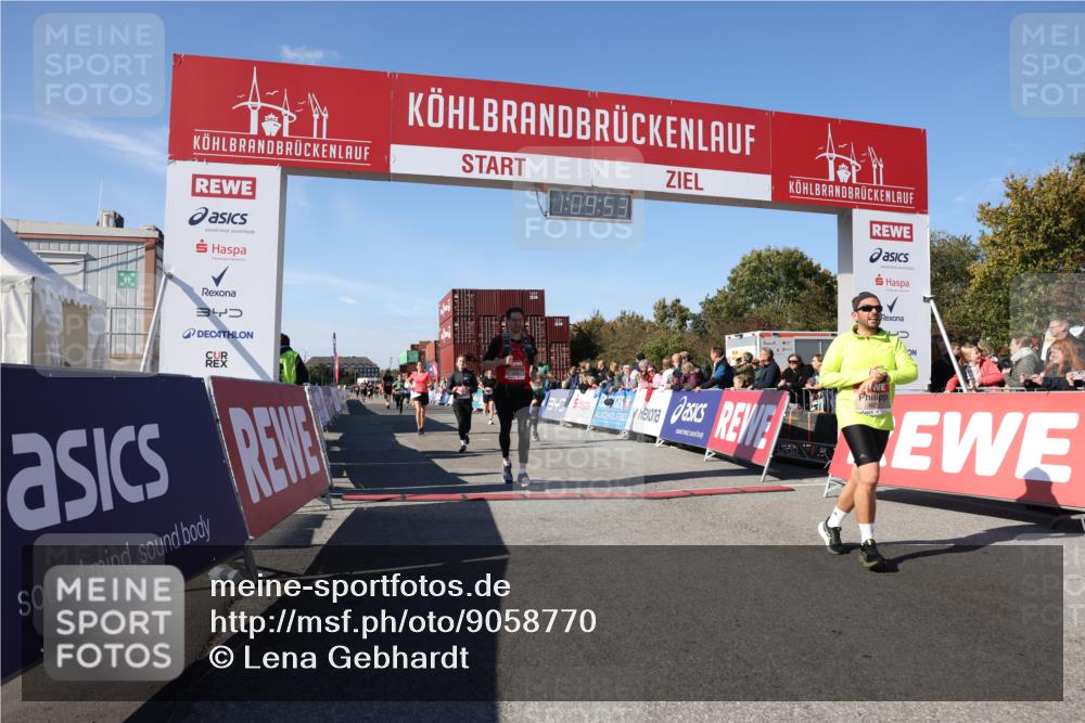 03.10.2025 - Köhlbrandbrückenlauf Lena Gebhardt http://msf.ph/oto/9058770 03.10.2025 13:09:53 Ziel 4260, 4625, 4718, 4837, 5520, 5763, 5941, 6308, 6659, 6750 meine-sportfotos.de