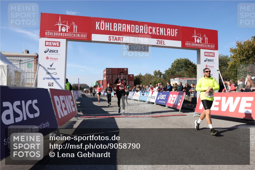 03.10.2025 - Köhlbrandbrückenlauf Lena Gebhardt http://msf.ph/oto/9058790 03.10.2025 13:09:53 Ziel 4260, 4625, 4718, 4837, 5520, 5763, 5941, 6308, 6659, 6750 meine-sportfotos.de