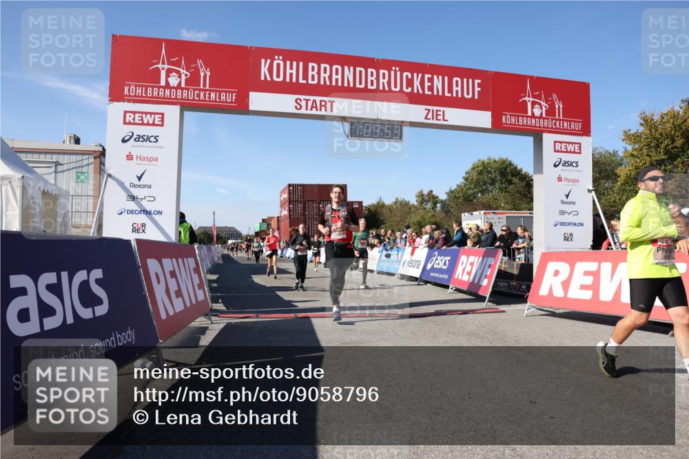 03.10.2025 - Köhlbrandbrückenlauf Lena Gebhardt http://msf.ph/oto/9058796 03.10.2025 13:09:54 Ziel 4260, 4625, 4718, 4837, 5520, 5763, 5941, 6308, 6659, 6750 meine-sportfotos.de