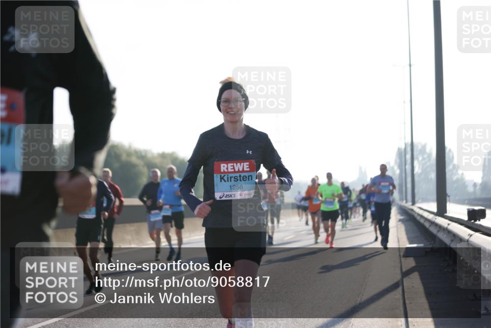 03.10.2025 - Köhlbrandbrückenlauf Jannik Wohlers http://msf.ph/oto/9058817 03.10.2025 09:14:10 Position 3 1258 meine-sportfotos.de