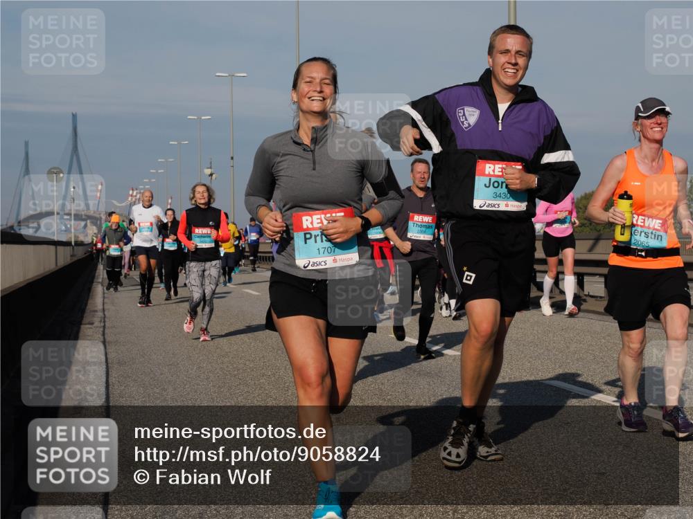 03.10.2025 - Köhlbrandbrückenlauf Fabian Wolf http://msf.ph/oto/9058824 03.10.2025 10:04:34 Position 3 1707, 2308, 3430, 2065 meine-sportfotos.de