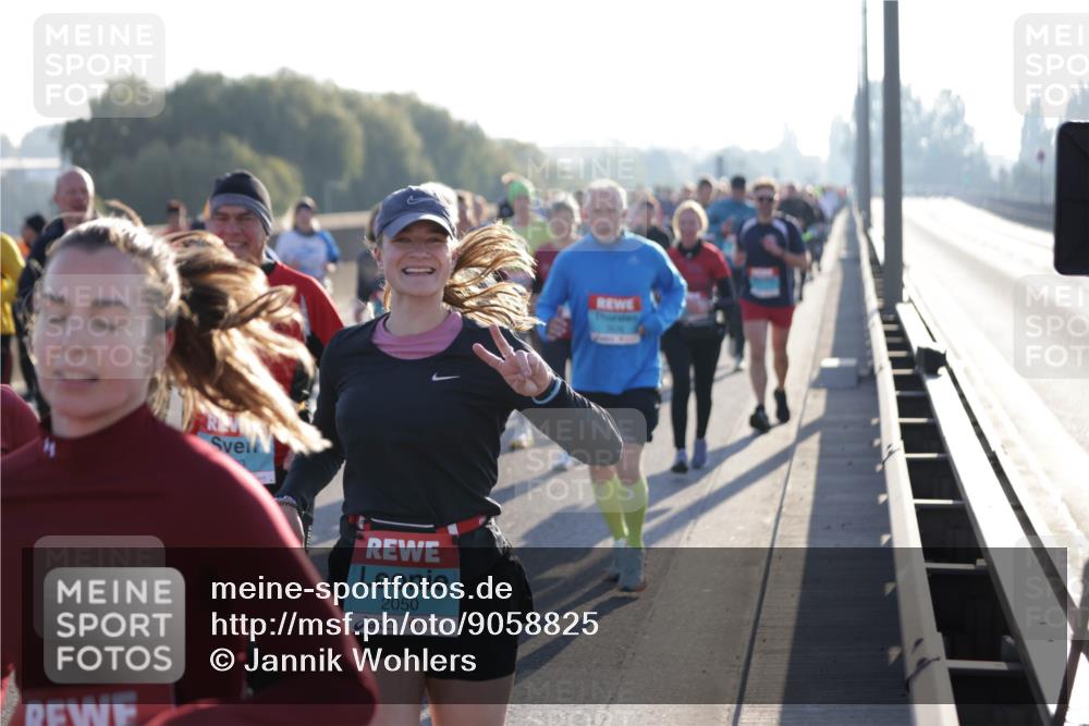 03.10.2025 - Köhlbrandbrückenlauf Jannik Wohlers http://msf.ph/oto/9058825 03.10.2025 09:21:57 Position 3 2050 meine-sportfotos.de