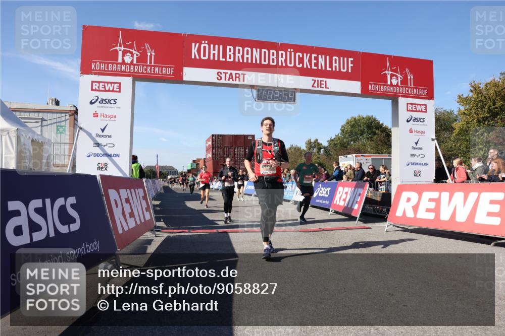 03.10.2025 - Köhlbrandbrückenlauf Lena Gebhardt http://msf.ph/oto/9058827 03.10.2025 13:09:54 Ziel 4260, 4625, 4718, 4837, 5520, 5763, 5941, 6308, 6659, 6750 meine-sportfotos.de