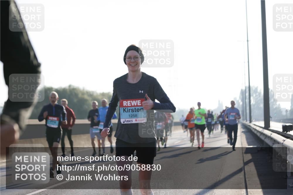 03.10.2025 - Köhlbrandbrückenlauf Jannik Wohlers http://msf.ph/oto/9058830 03.10.2025 09:14:10 Position 3 1258 meine-sportfotos.de