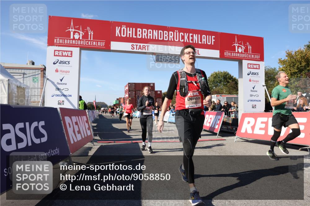 03.10.2025 - Köhlbrandbrückenlauf Lena Gebhardt http://msf.ph/oto/9058850 03.10.2025 13:09:55 Ziel 4260, 4625, 4718, 4837, 4929, 5520, 5763, 5941, 6308, 6659, 6750 meine-sportfotos.de