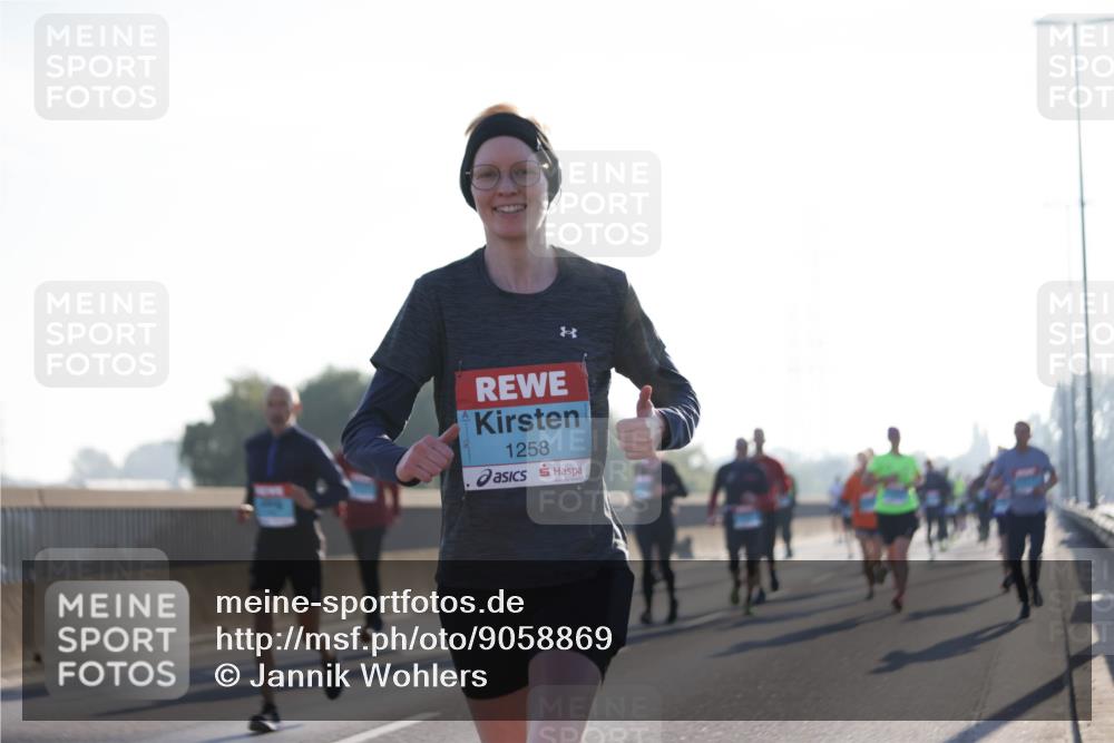 03.10.2025 - Köhlbrandbrückenlauf Jannik Wohlers http://msf.ph/oto/9058869 03.10.2025 09:14:10 Position 3 1258 meine-sportfotos.de