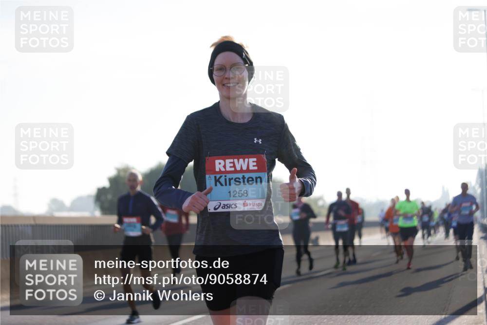 03.10.2025 - Köhlbrandbrückenlauf Jannik Wohlers http://msf.ph/oto/9058874 03.10.2025 09:14:10 Position 3 1258 meine-sportfotos.de