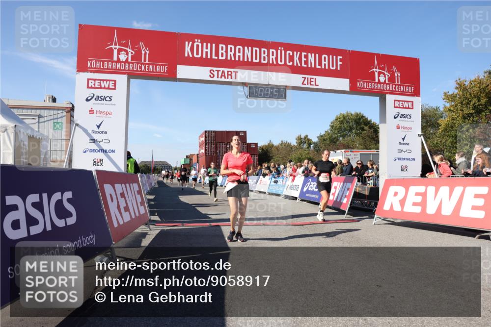 03.10.2025 - Köhlbrandbrückenlauf Lena Gebhardt http://msf.ph/oto/9058917 03.10.2025 13:09:57 Ziel 4260, 4625, 4718, 4787, 4837, 4929, 5520, 5763, 5941, 6083, 6750, 6764 meine-sportfotos.de