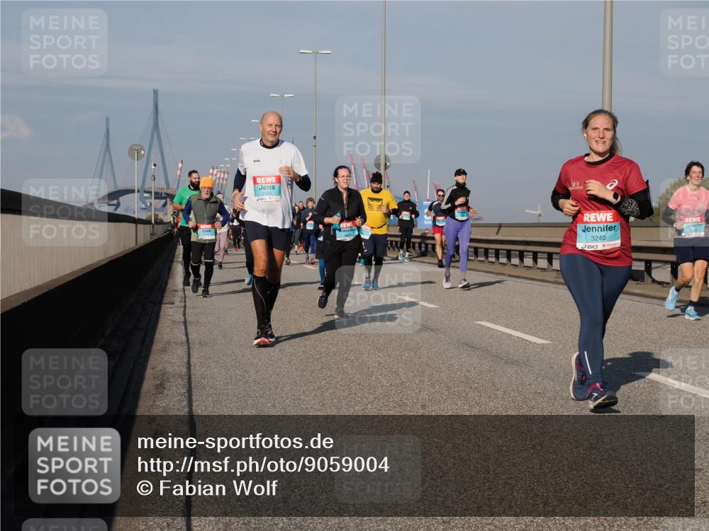 03.10.2025 - Köhlbrandbrückenlauf Fabian Wolf http://msf.ph/oto/9059004 03.10.2025 10:04:39 Position 3 3423, 1825, 3240 meine-sportfotos.de