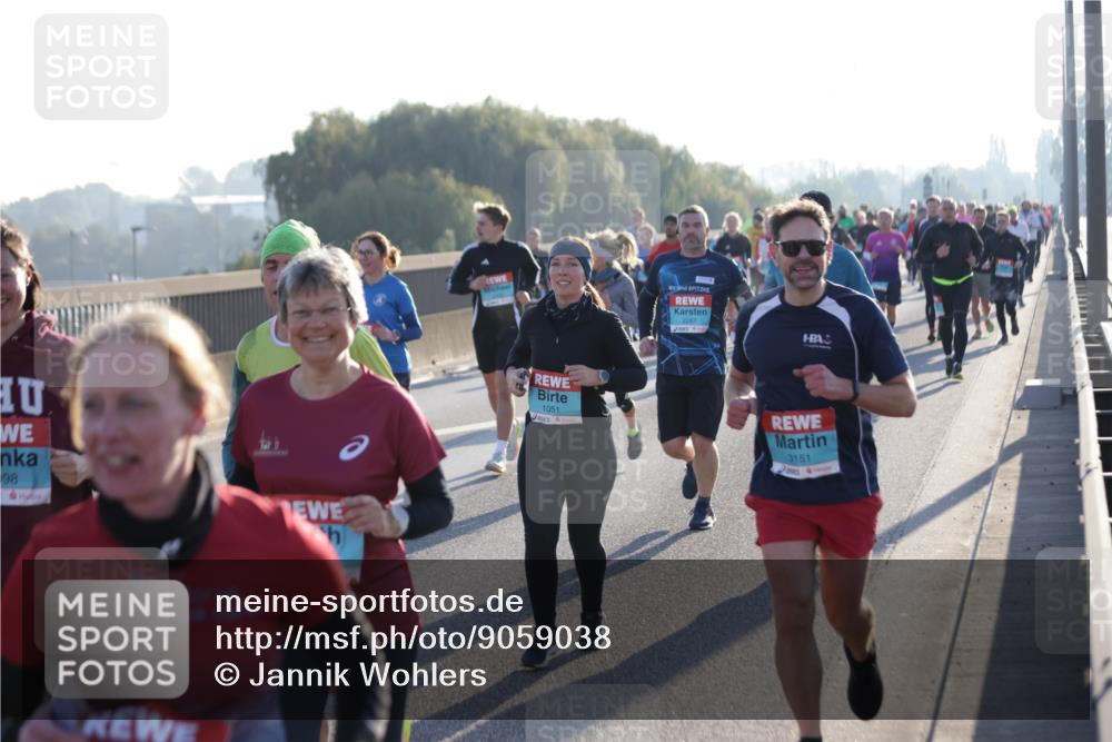 03.10.2025 - Köhlbrandbrückenlauf Jannik Wohlers http://msf.ph/oto/9059038 03.10.2025 09:22:01 Position 3 98, 1051, 3151 meine-sportfotos.de