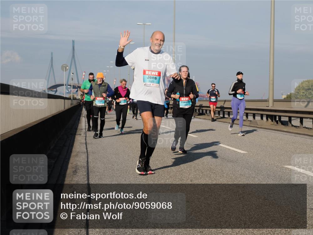 03.10.2025 - Köhlbrandbrückenlauf Fabian Wolf http://msf.ph/oto/9059068 03.10.2025 10:04:40 Position 3 3423 meine-sportfotos.de