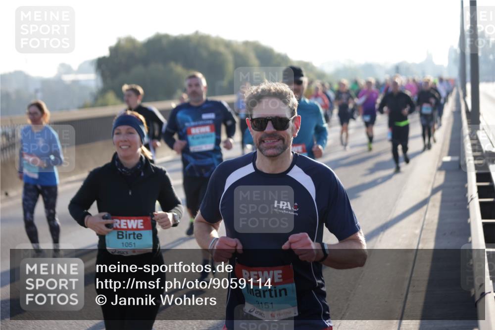 03.10.2025 - Köhlbrandbrückenlauf Jannik Wohlers http://msf.ph/oto/9059114 03.10.2025 09:22:02 Position 3 1051, 3151 meine-sportfotos.de