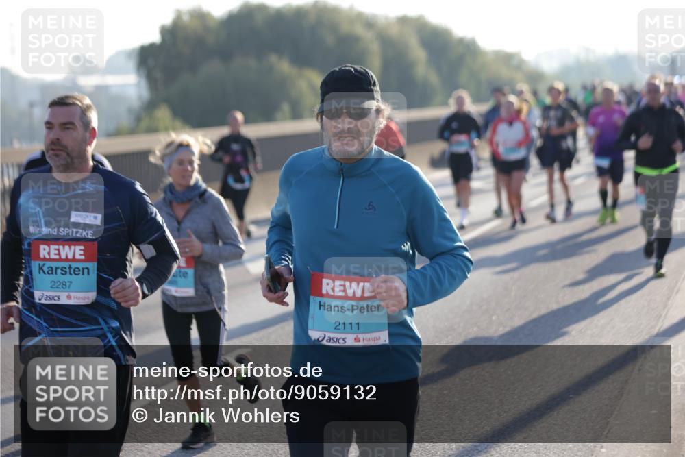 03.10.2025 - Köhlbrandbrückenlauf Jannik Wohlers http://msf.ph/oto/9059132 03.10.2025 09:22:03 Position 3 2287, 2111 meine-sportfotos.de