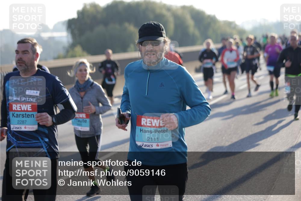 03.10.2025 - Köhlbrandbrückenlauf Jannik Wohlers http://msf.ph/oto/9059146 03.10.2025 09:22:03 Position 3 2287, 3429, 2111 meine-sportfotos.de