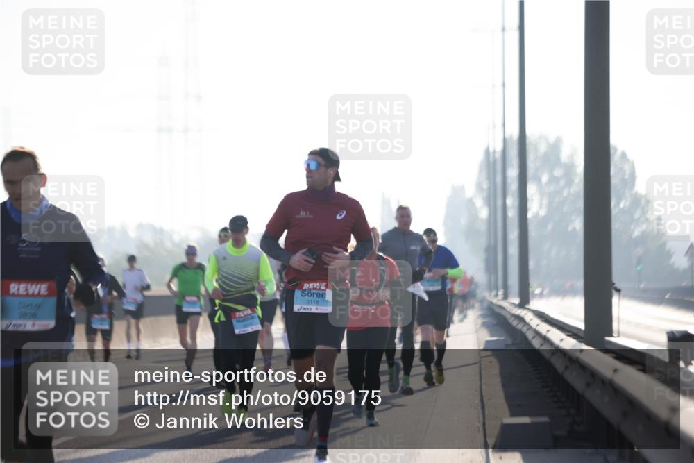 03.10.2025 - Köhlbrandbrückenlauf Jannik Wohlers http://msf.ph/oto/9059175 03.10.2025 09:14:18 Position 3 3135, 3118 meine-sportfotos.de