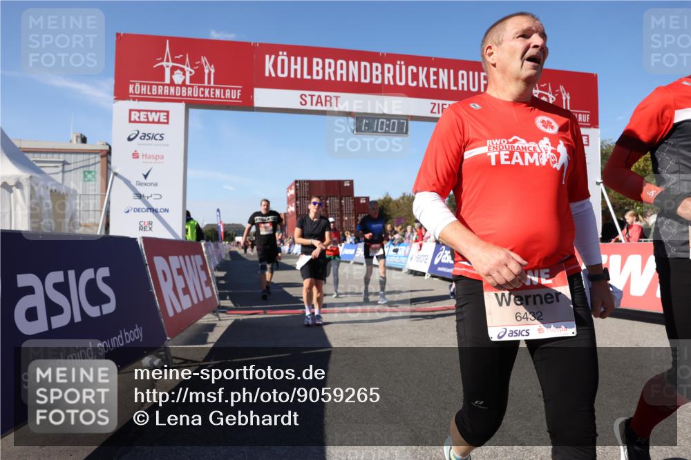 03.10.2025 - Köhlbrandbrückenlauf Lena Gebhardt http://msf.ph/oto/9059265 03.10.2025 13:10:08 Ziel 4196, 4343, 4573, 4683, 4730, 4787, 4929, 5763, 5977, 6083, 6111, 6428, 6432, 6764, 6813 meine-sportfotos.de