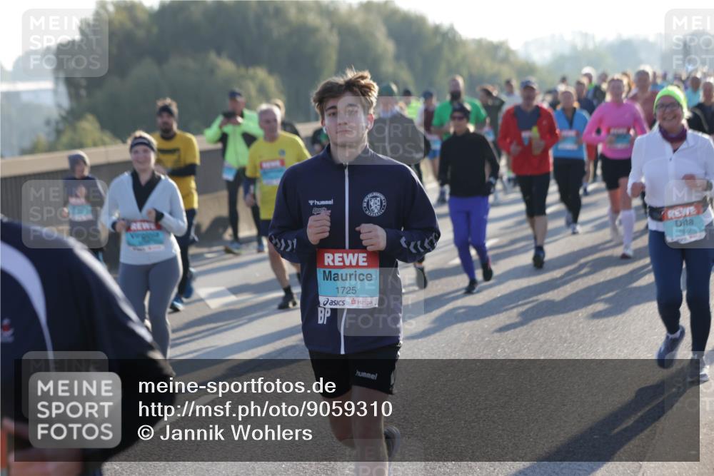 03.10.2025 - Köhlbrandbrückenlauf Jannik Wohlers http://msf.ph/oto/9059310 03.10.2025 09:22:11 Position 3 1725, 1847 meine-sportfotos.de