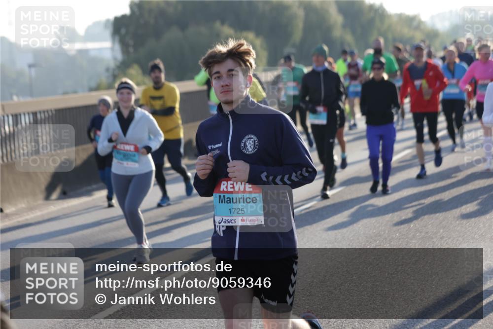 03.10.2025 - Köhlbrandbrückenlauf Jannik Wohlers http://msf.ph/oto/9059346 03.10.2025 09:22:12 Position 3 1725 meine-sportfotos.de