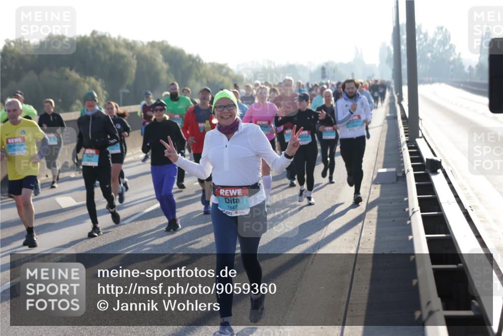 03.10.2025 - Köhlbrandbrückenlauf Jannik Wohlers http://msf.ph/oto/9059360 03.10.2025 09:22:13 Position 3 1847 meine-sportfotos.de