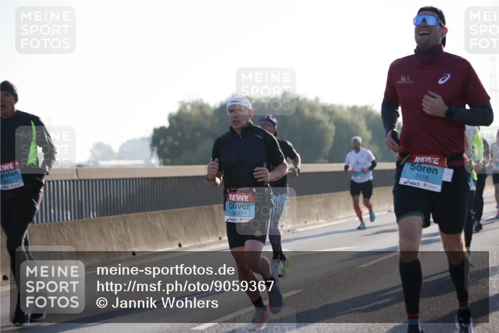 03.10.2025 - Köhlbrandbrückenlauf Jannik Wohlers http://msf.ph/oto/9059367 03.10.2025 09:14:21 Position 3 3091, 3118 meine-sportfotos.de