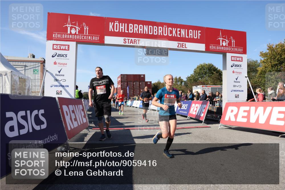 03.10.2025 - Köhlbrandbrückenlauf Lena Gebhardt http://msf.ph/oto/9059416 03.10.2025 13:10:13 Ziel 4147, 4196, 4343, 4364, 4573, 4683, 4730, 4822, 5029, 5977, 6111, 6428, 6432, 6587, 6764, 6813 meine-sportfotos.de